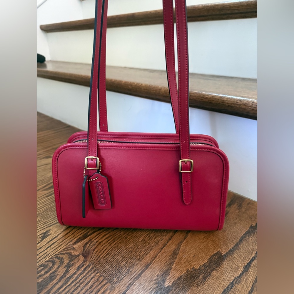 EUC COACH Originals Swing Zip Bag in Ruby Red.
